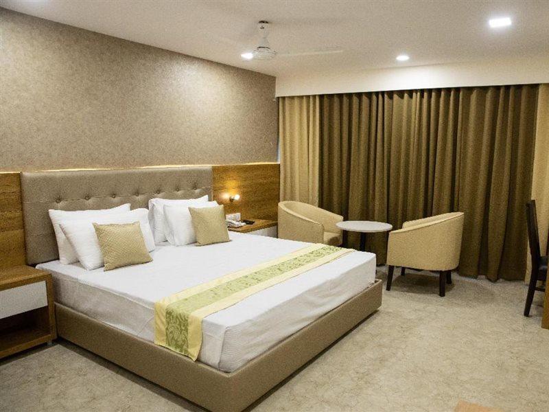 Hotel Grace Galaxy Mumbai Eksteriør bilde