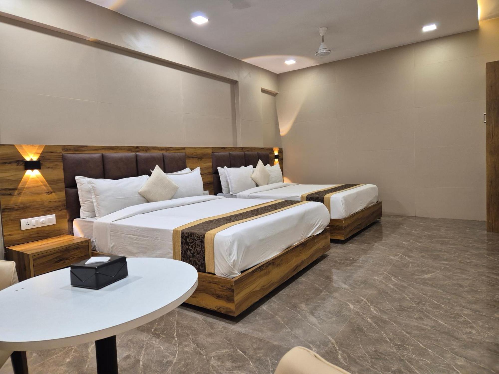 Hotel Grace Galaxy Mumbai Eksteriør bilde