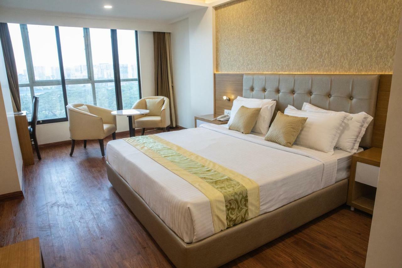 Hotel Grace Galaxy Mumbai Eksteriør bilde