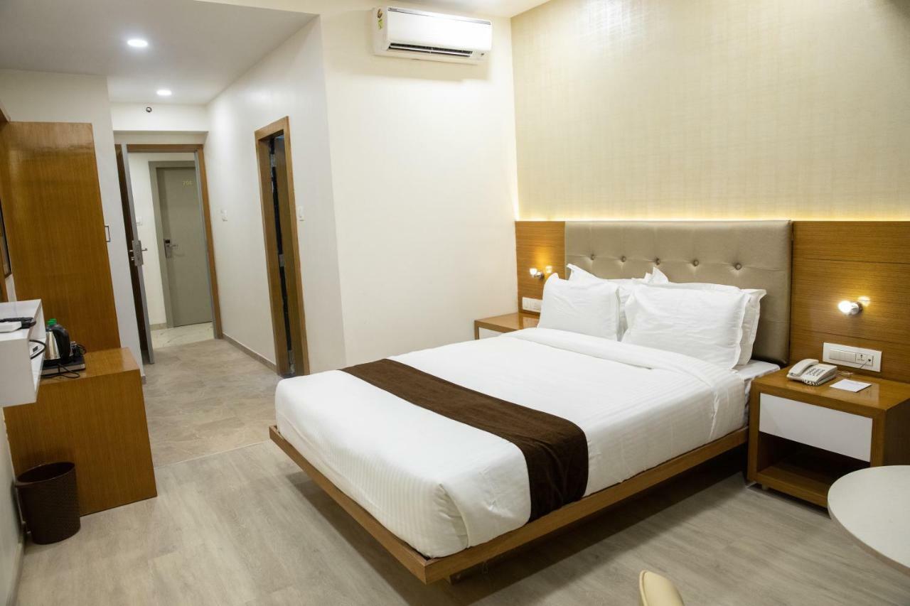 Hotel Grace Galaxy Mumbai Eksteriør bilde
