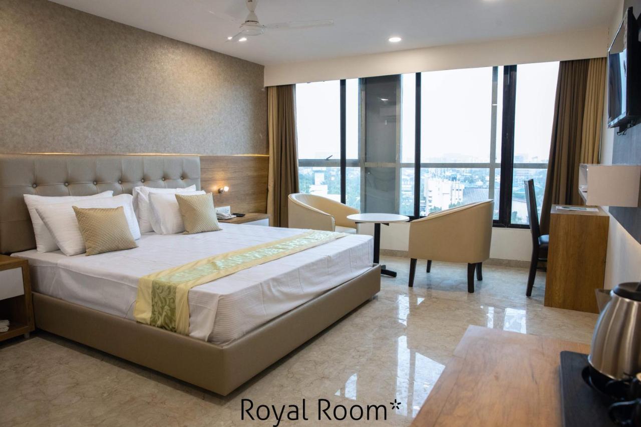 Hotel Grace Galaxy Mumbai Eksteriør bilde